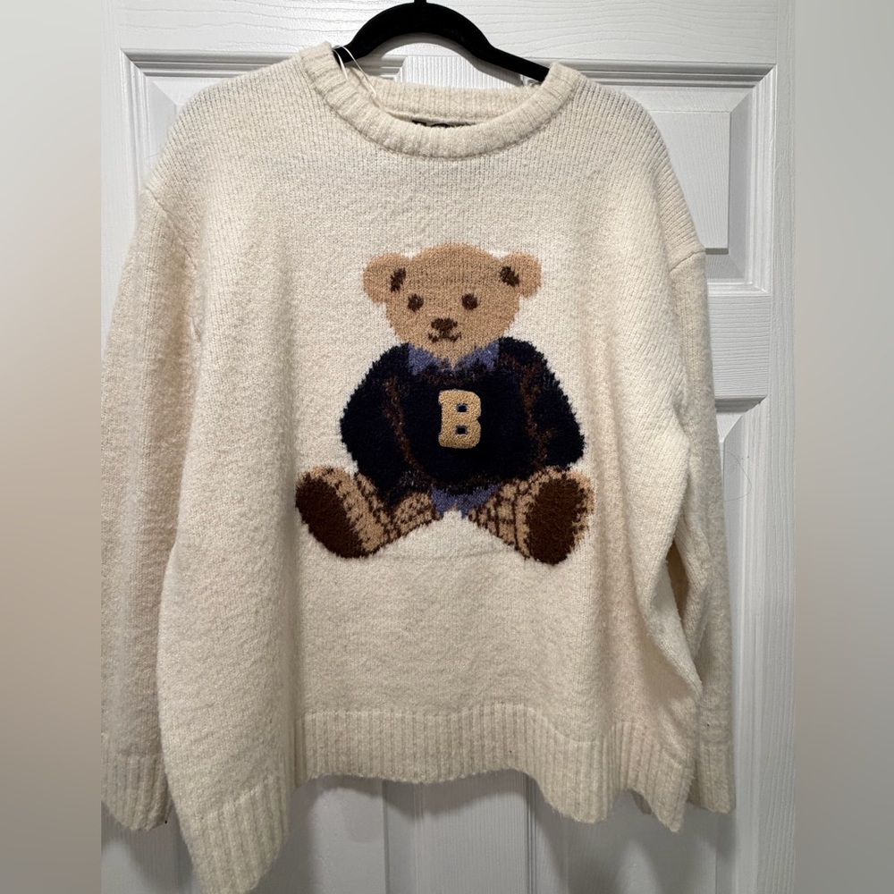 Cozy Cream Sweater with Bear Design